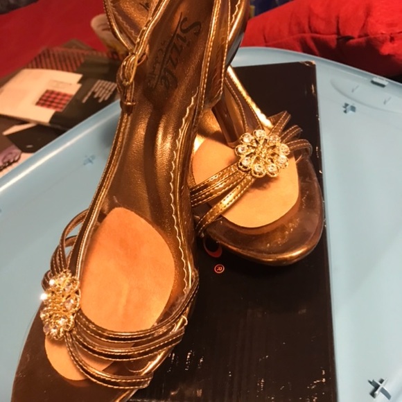 sizzle Shoes - Sizzle bling orig box
